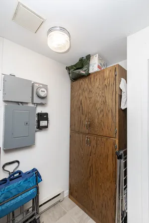 $320,000 | 207 4th Avenue Southeast, Hillsboro, ND 58045