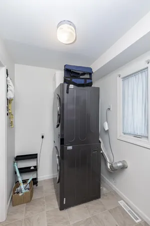 $320,000 | 207 4th Avenue Southeast, Hillsboro, ND 58045