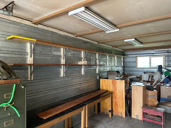 $320,000 | 207 4th Avenue Southeast, Hillsboro, ND 58045