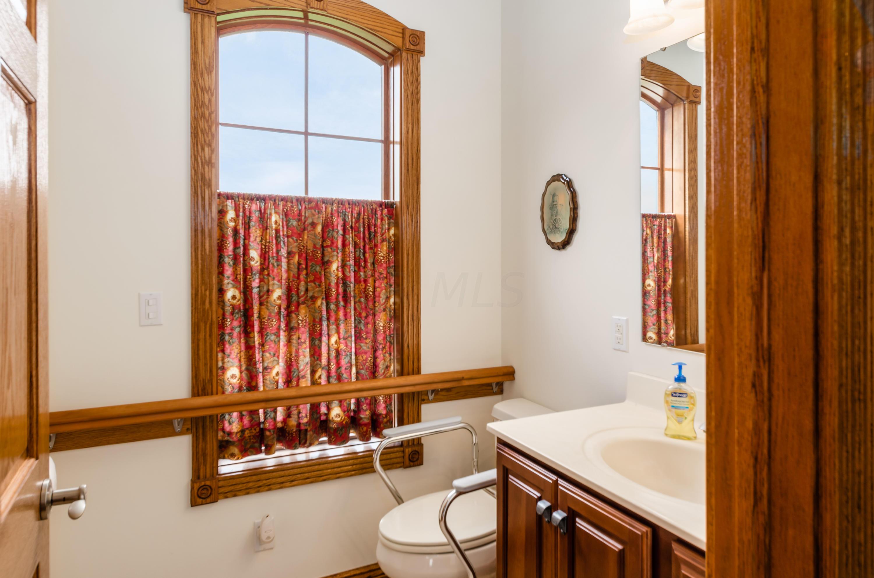 6708 Tarlton Road Circleville, OH 43113 - Photo 19 of 42 Gallery Image 19