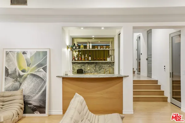 $29,000 | 5201 VÃa Donte, Venice, CA 90292