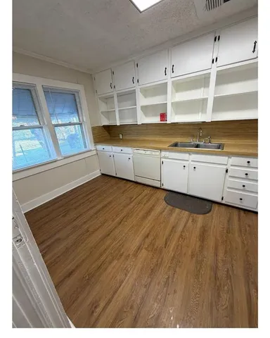 $1,450 | 805 West Spring Street, Weatherford, TX 76086