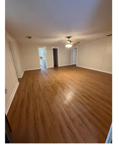 $1,450 | 805 West Spring Street, Weatherford, TX 76086