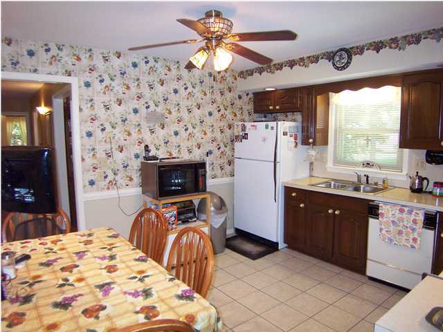 11107 Finchley Road Louisville, KY 40243 - Photo 8 of 24 Additional Photo