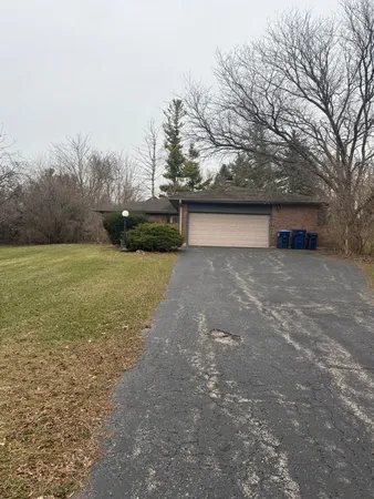 $315,000 | 39W607 Hemlock Drive, St. Charles, IL 60175