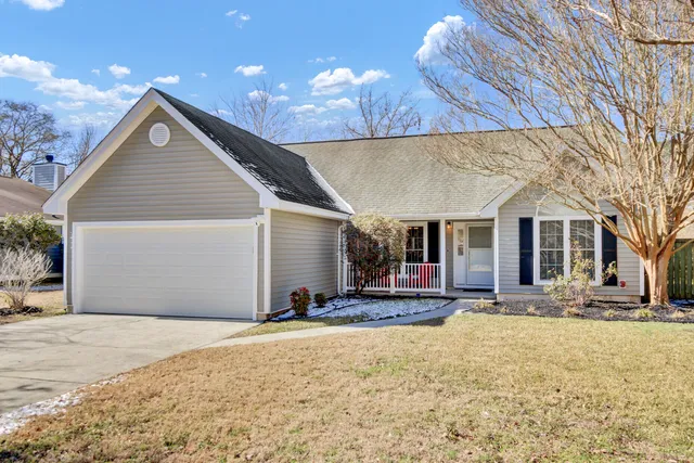 $625,000 | 1470 Hidden Bridge Drive, Mount Pleasant, SC 29464