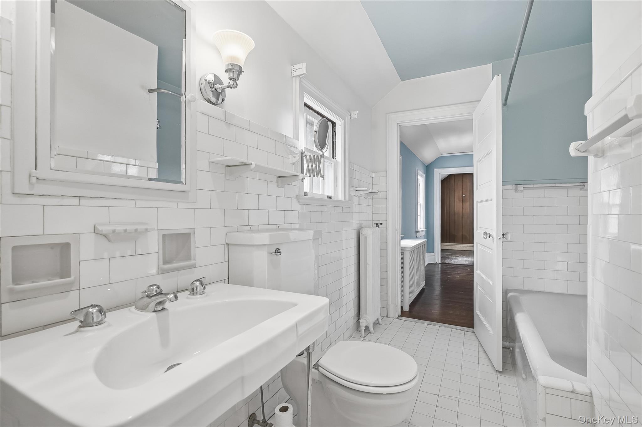 25 Seneca Street Rye, NY 10580 - Photo 19 of 34