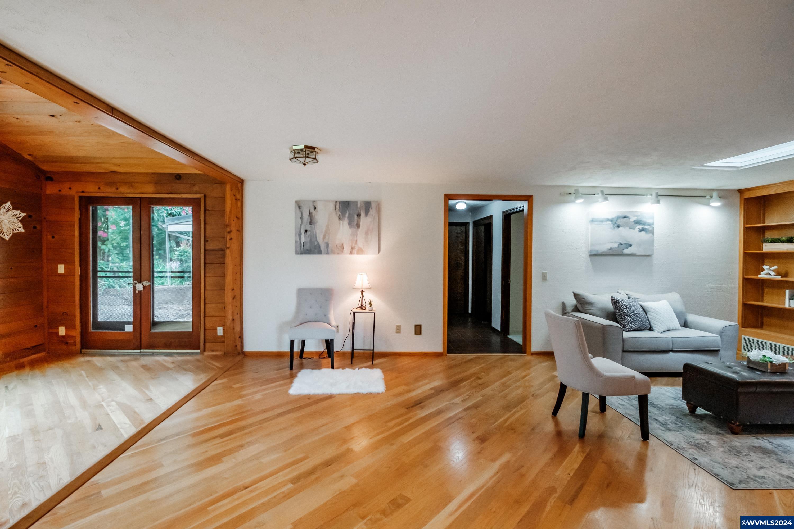 25088 Evergreen Road Philomath, OR 97370 - Photo 10 of 46 Gallery Image 10