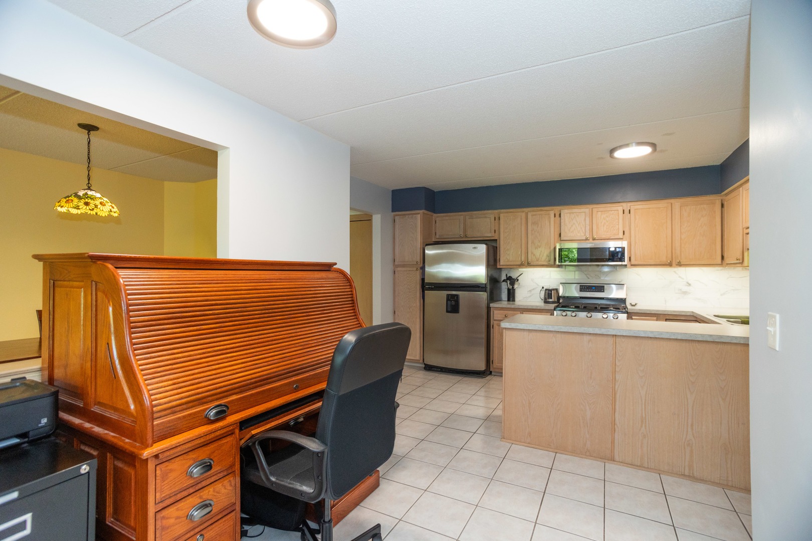 5225 North Riversedge Terrace, Unit 212 Chicago, IL 60630 - Photo 11 of 20 Gallery Image 11