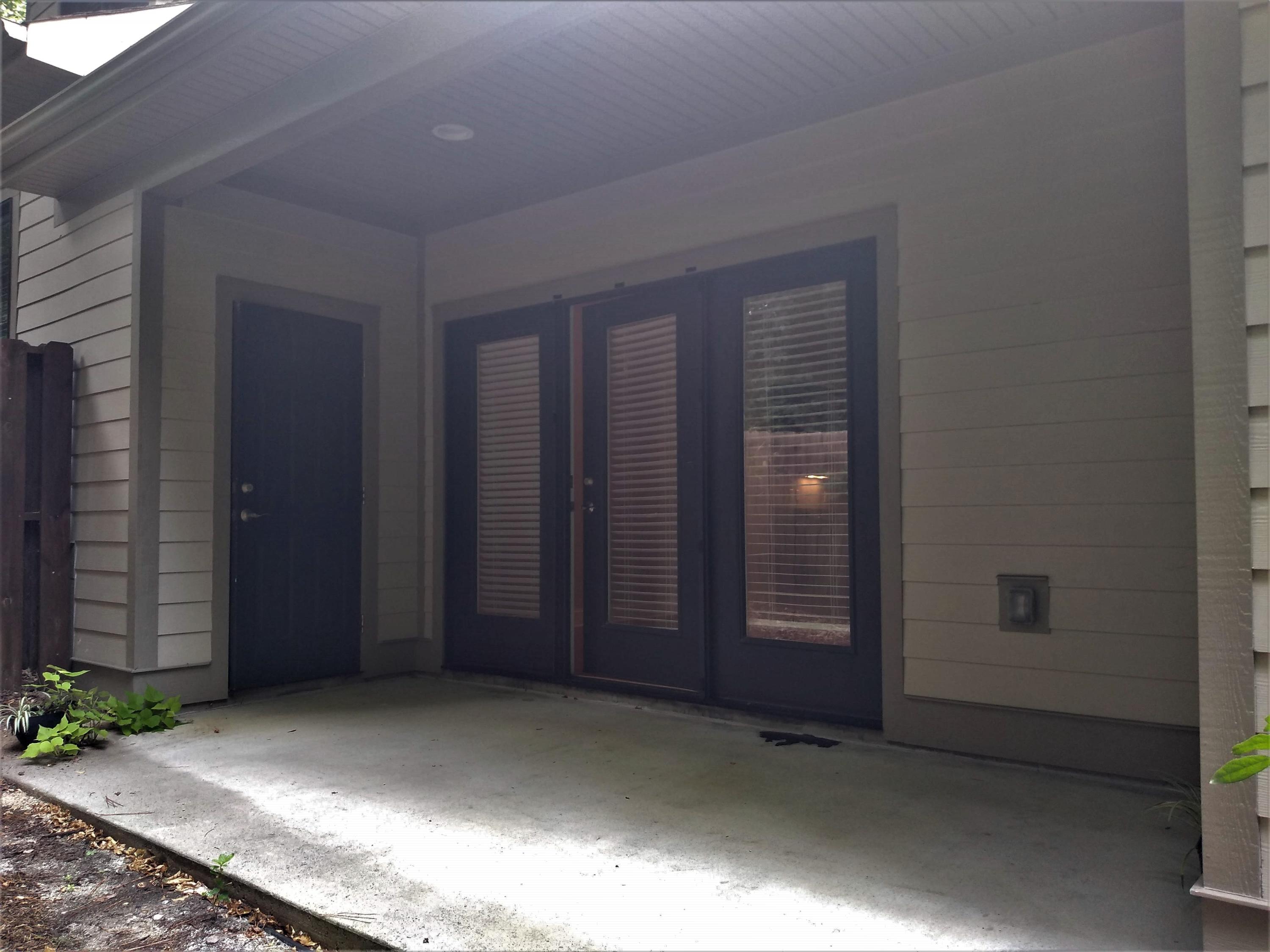 2 Elk Ridge Lane Southern Pines, NC 28387 - Photo 7 of 20 Courtyard off of living room