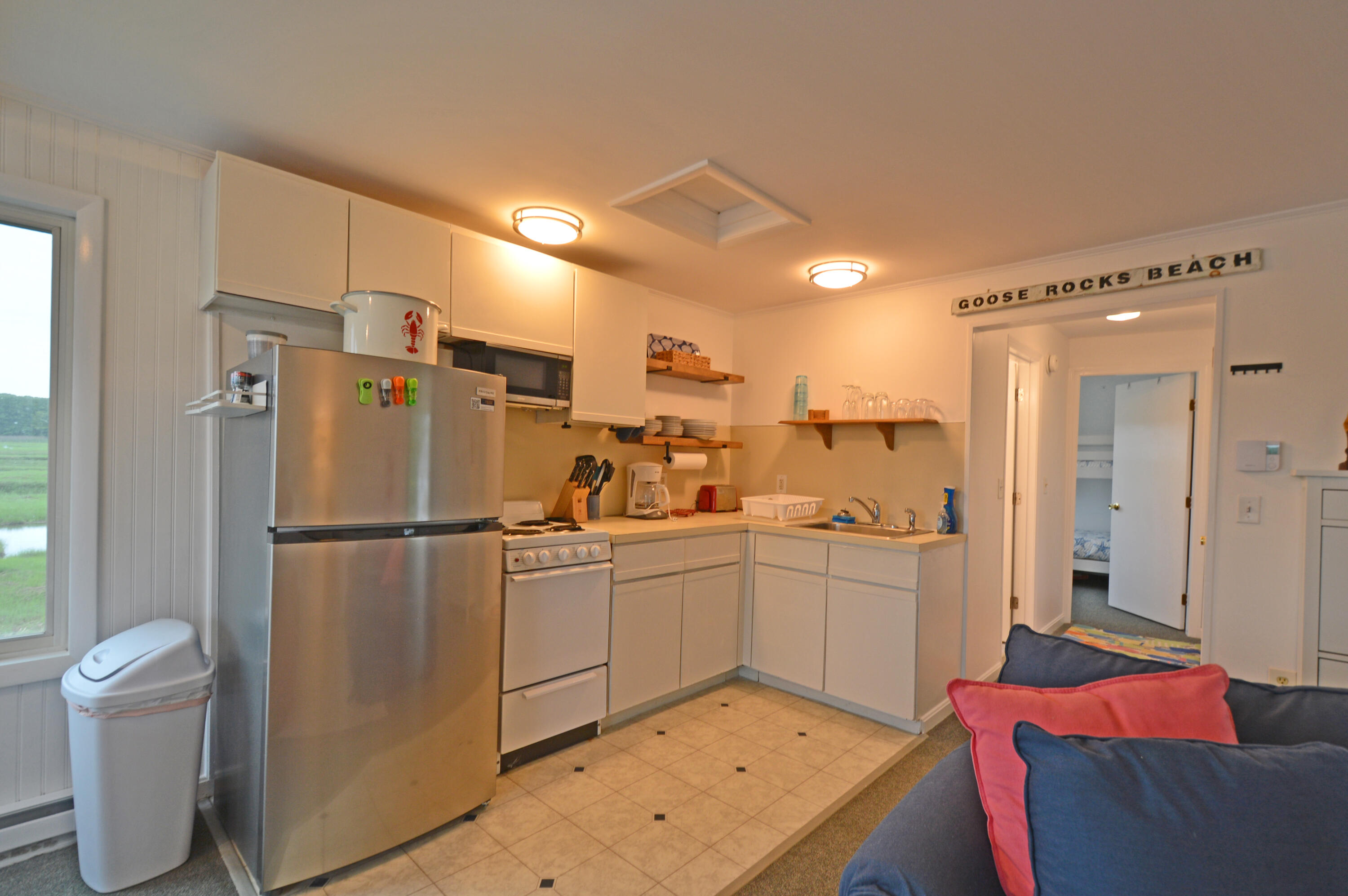 5 Dyke Road, Unit G Kennebunkport, ME 04046 - Photo 2 of 18 Witlen_KitA
