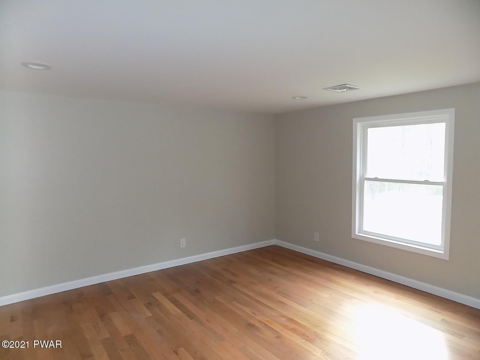 135 Christian Hill Road Milford, PA 18337 - Photo 8 of 13