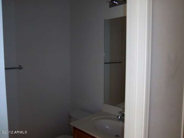 44823 West Zion Road Maricopa, AZ 85139 - Photo 16 of 28 023-231360-Hall Bath