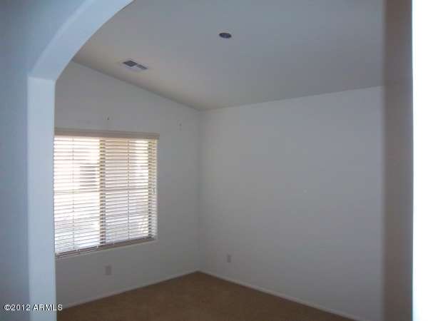 44823 West Zion Road Maricopa, AZ 85139 - Photo 3 of 28 023-231360-Den