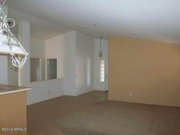 44823 West Zion Road Maricopa, AZ 85139 - Photo 7 of 28 023-231360-Greatroom