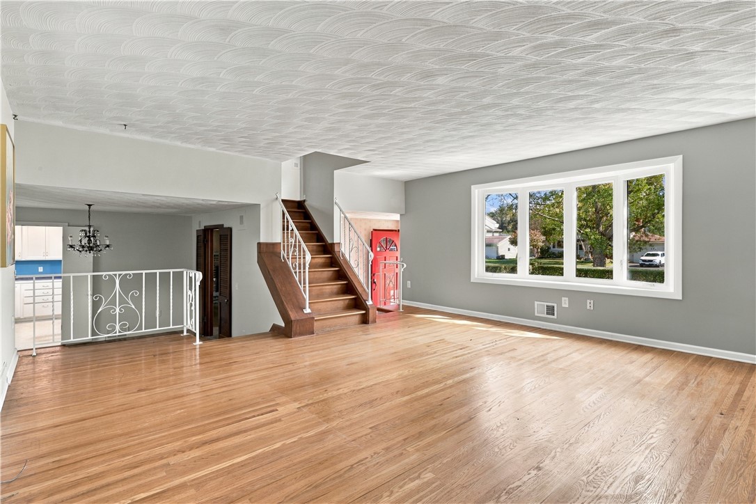 122 Rocmar Drive Greece, NY 14626 - Photo 10 of 41 Gallery Image 10