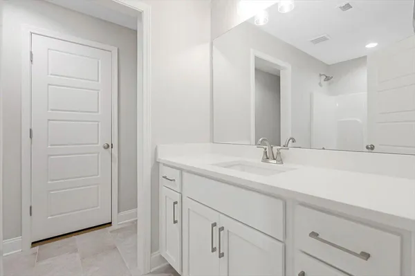 $2,995 | 1826 Oakvale Drive, Chattanooga, TN 37421