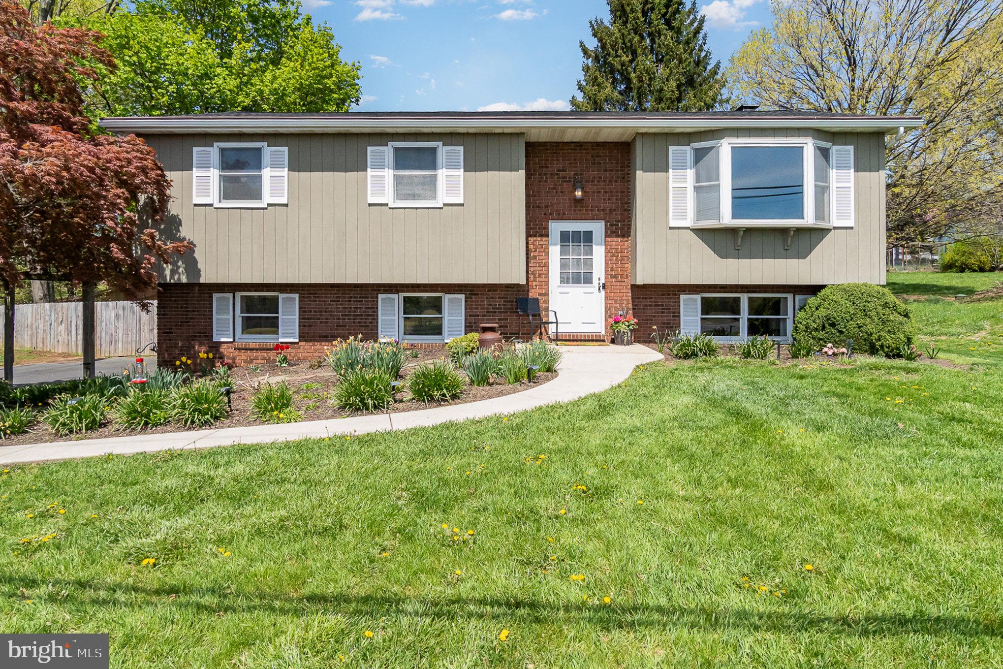 1213 Roush Road Hummelstown, PA 17036 - Photo 2 of 44 Gallery Image 2