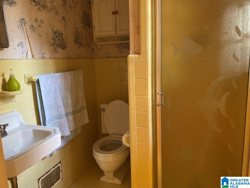 1804 Fultonbrook Road Fultondale, AL 35068 - Photo 16 of 20