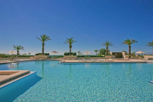 a view of a tennis court