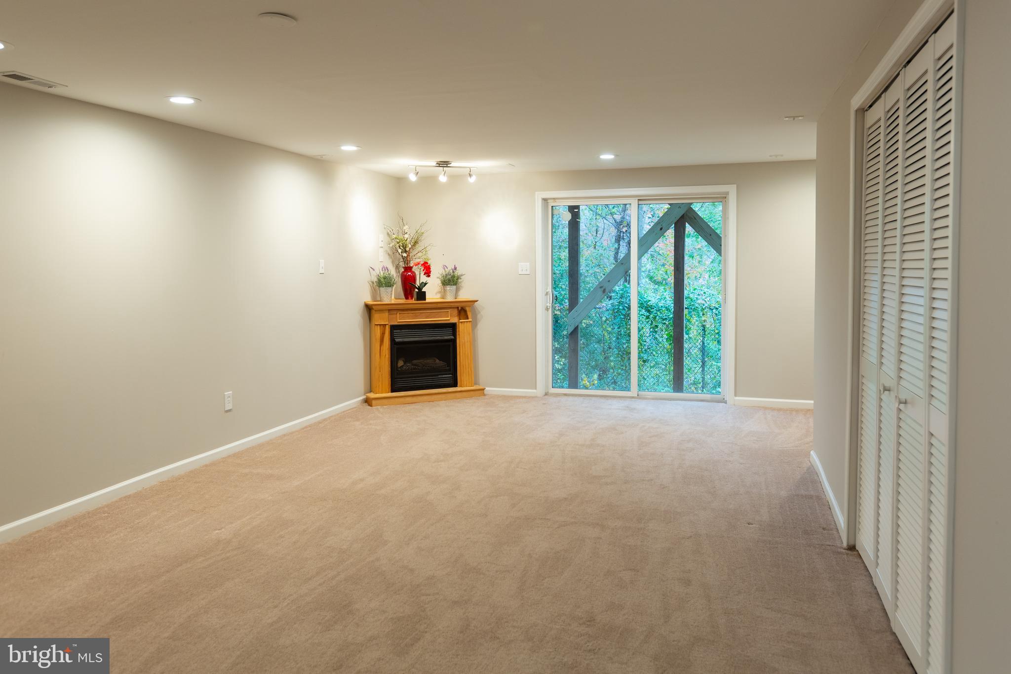 25 Millstream Road Laurel Springs, NJ 08021 - Photo 14 of 31 a view of empty room with a fireplace
