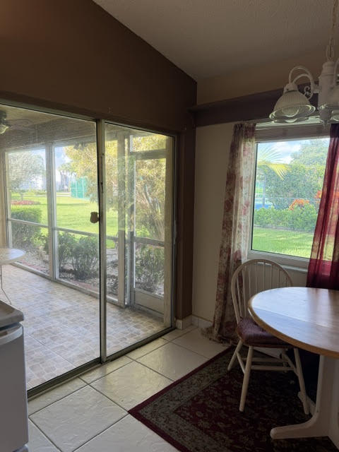 728 Lago Road Delray Beach, FL 33445 - Photo 6 of 9 Patio