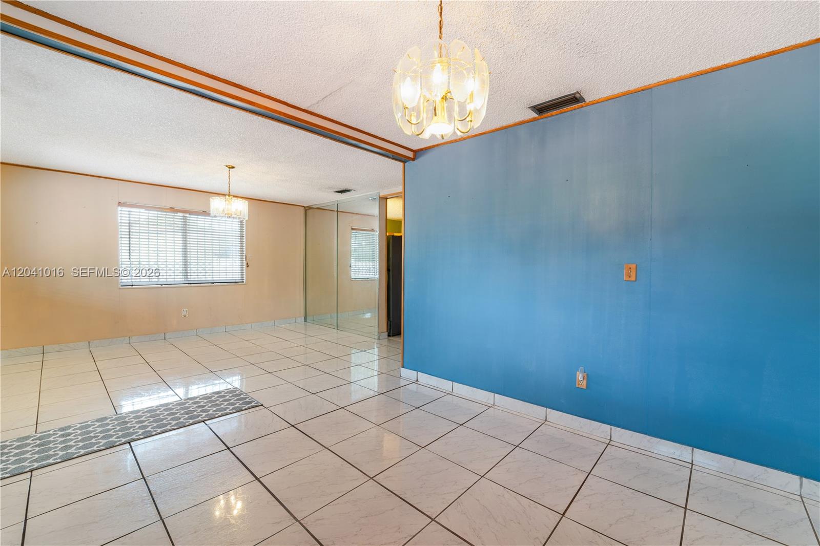 11941 Southwest 4th Street Miami, FL 33184 - Photo 7 of 40