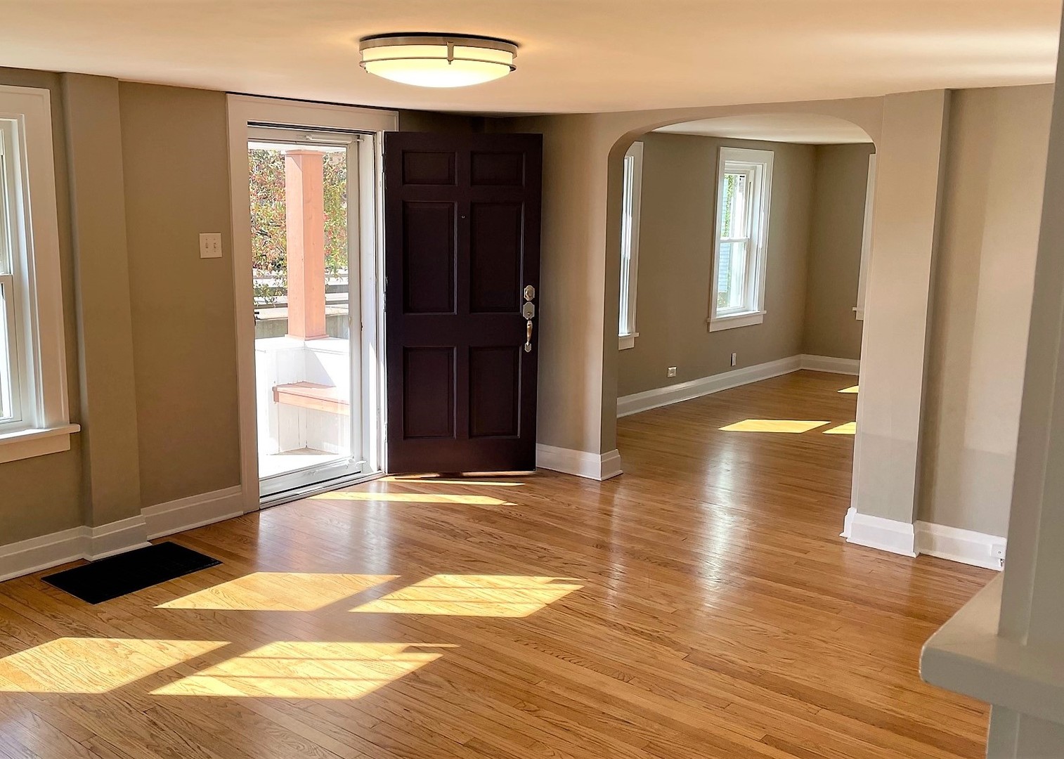 622 Riverside Avenue St. Charles, IL 60174 - Photo 7 of 24 Gallery Image 7