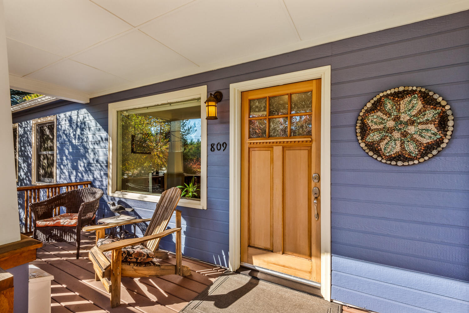 809 Northeast 9th Street Bend, OR 97701 - Photo 5 of 42 Front porch