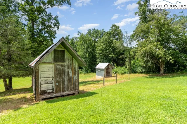 $2,350 | 1164 Bradford Mountain Road, Lenoir, NC 28645