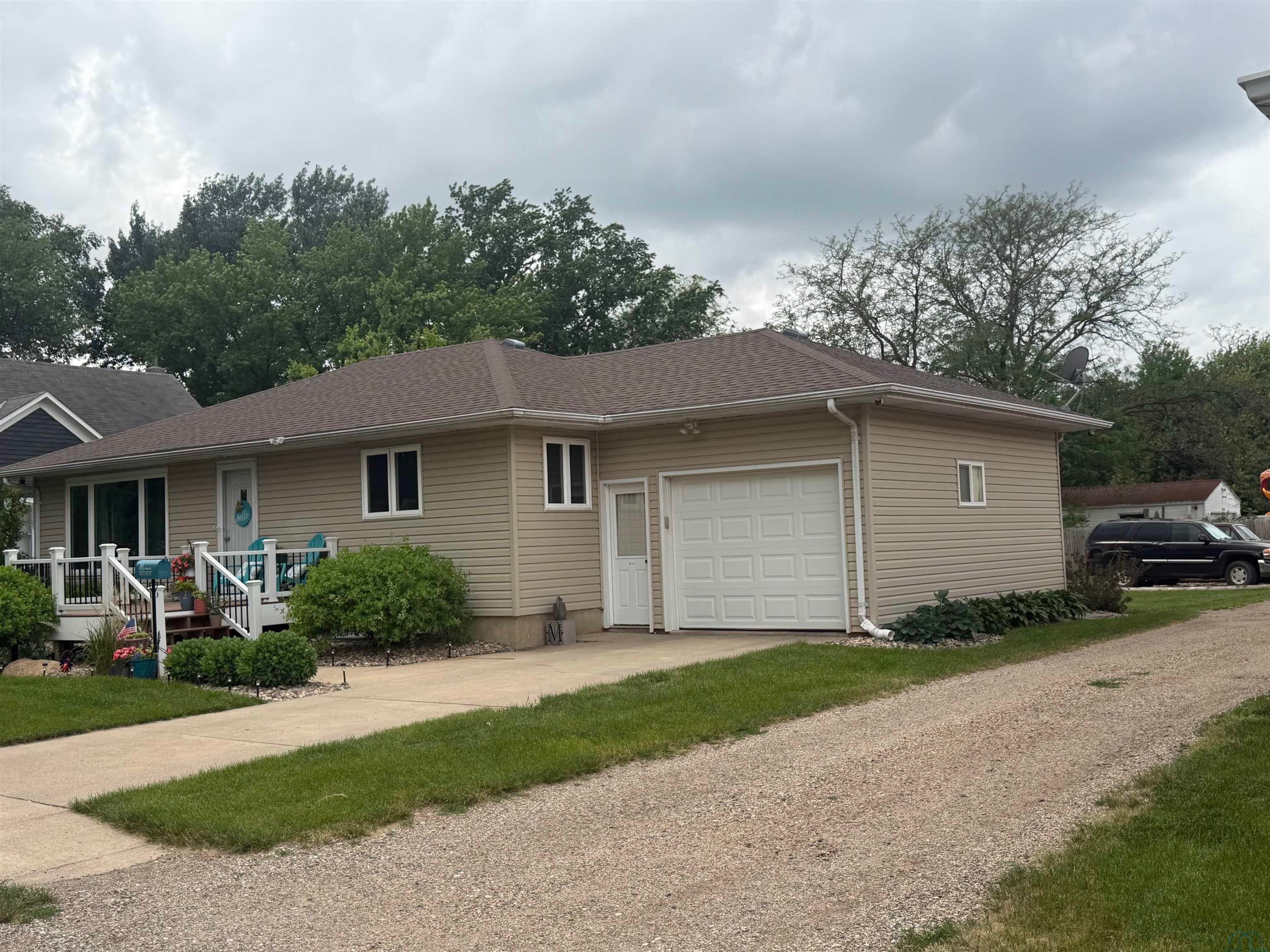 331 4th Street Akron, IA 51001 - Photo 5 of 44 Gallery Image 5