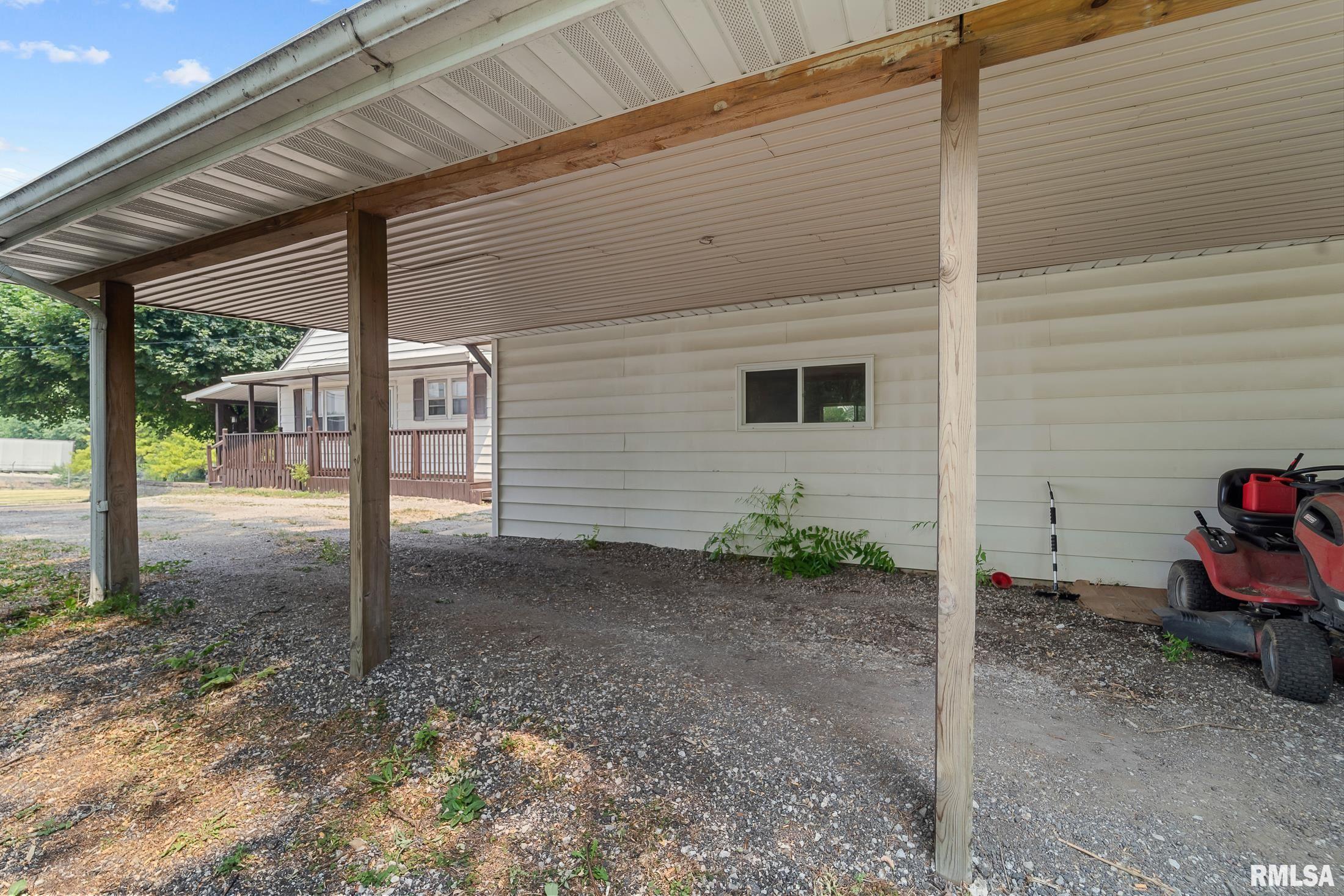 608 North Amos Avenue Springfield, IL 62702 - Photo 8 of 33 Gallery Image 8