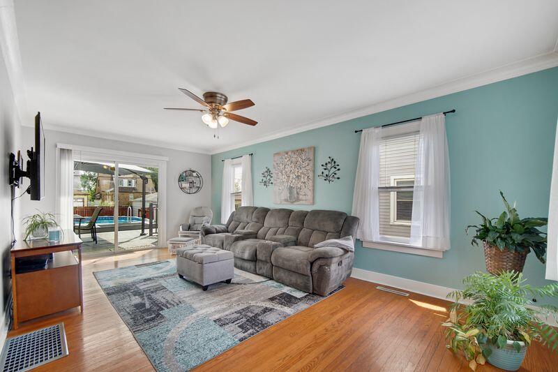 1012 177th Place Hammond, IN 46324 - Photo 4 of 26 a living room with furniture and wooden floor