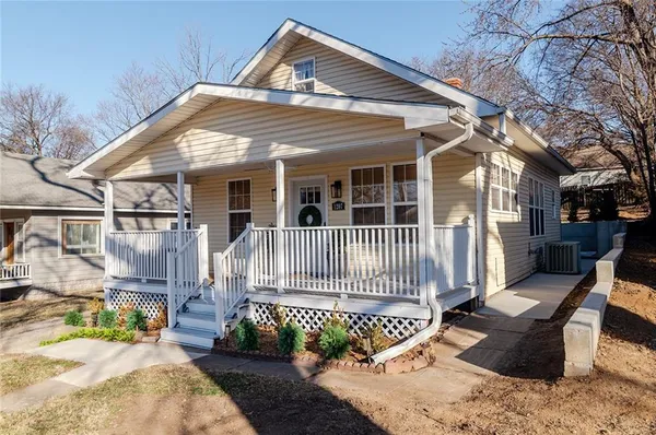 $168,500 | 1207 Atchison Street, Atchison, KS 66002