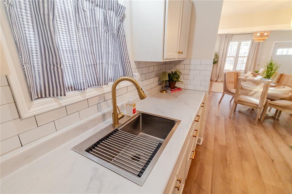 1207 Atchison Street Atchison, KS 66002 - Photo 13 of 31