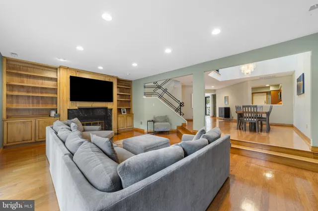 $469,000 | 938 Chanticleer Drive, Cherry Hill, NJ 08003