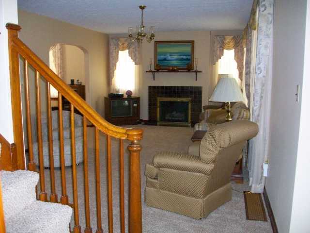 100 Boving Road Lancaster, OH 43130 - Photo 2 of 6