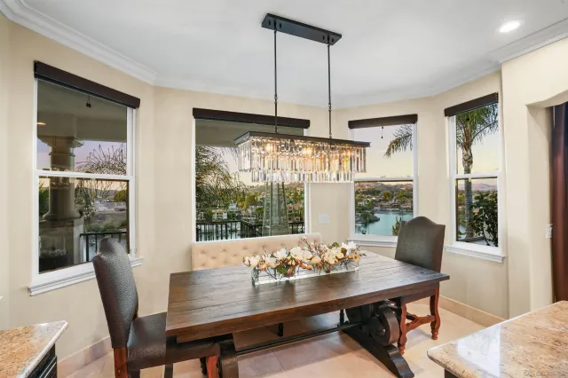 $1,695,000 | 22590 Canyon Lake Drive South, Canyon Lake, CA 92587