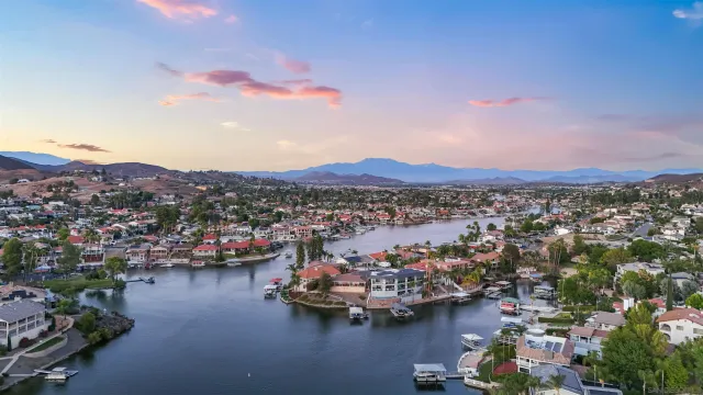 $1,695,000 | 22590 Canyon Lake Drive South, Canyon Lake, CA 92587