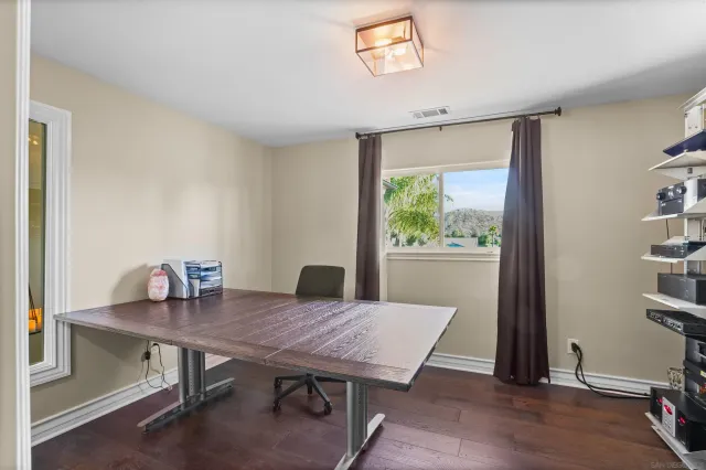 $1,695,000 | 22590 Canyon Lake Drive South, Canyon Lake, CA 92587