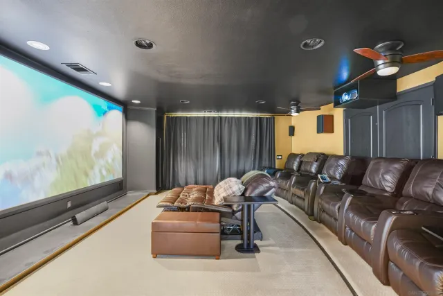 $1,695,000 | 22590 Canyon Lake Drive South, Canyon Lake, CA 92587