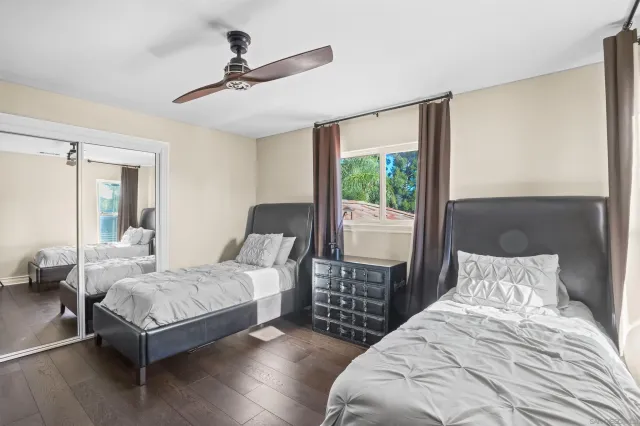 $1,695,000 | 22590 Canyon Lake Drive South, Canyon Lake, CA 92587