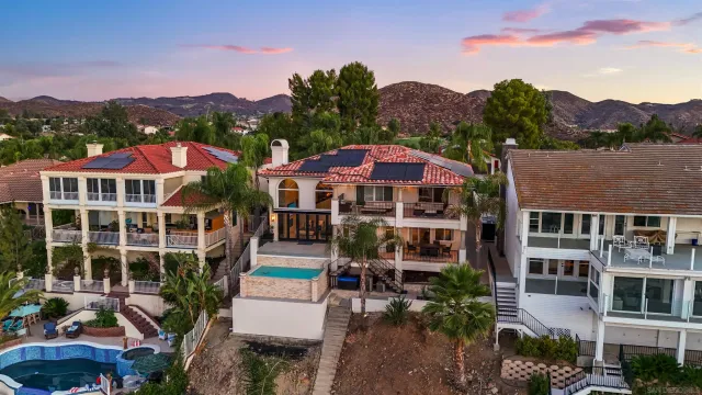 $1,695,000 | 22590 Canyon Lake Drive South, Canyon Lake, CA 92587