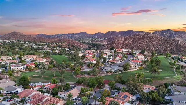 $1,695,000 | 22590 Canyon Lake Drive South, Canyon Lake, CA 92587