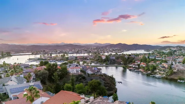 $1,695,000 | 22590 Canyon Lake Drive South, Canyon Lake, CA 92587