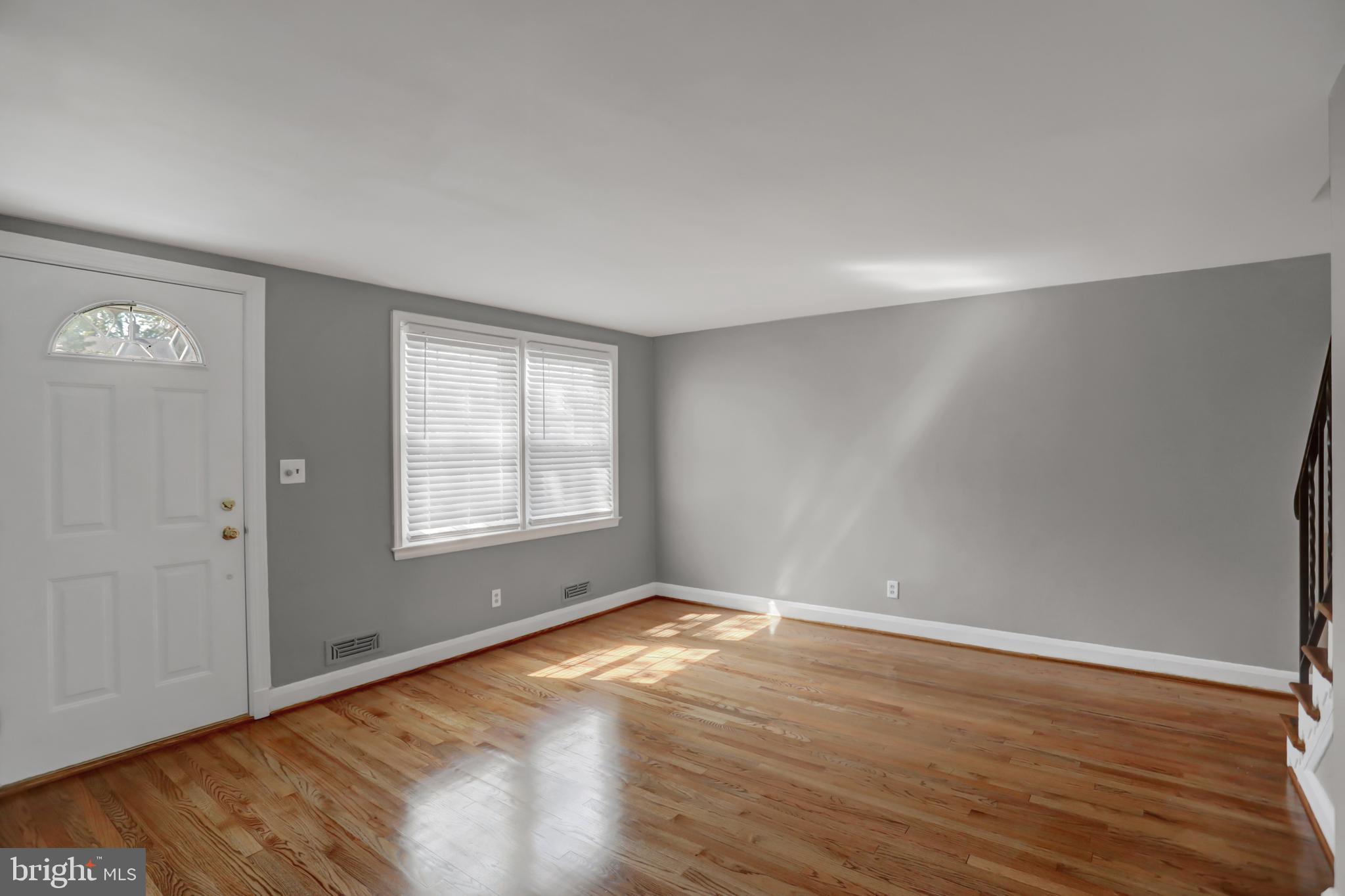 1556 Barrett Road Baltimore, MD 21207 - Photo 21 of 52
