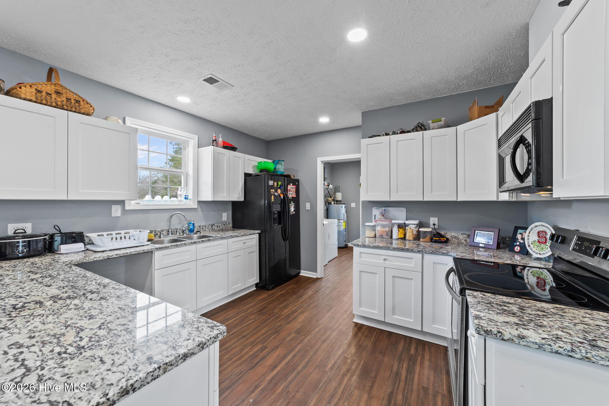 21 Spring Lane Whiteville, NC 28472 - Photo 3 of 28 10-web-or-mls-CZ9A9940