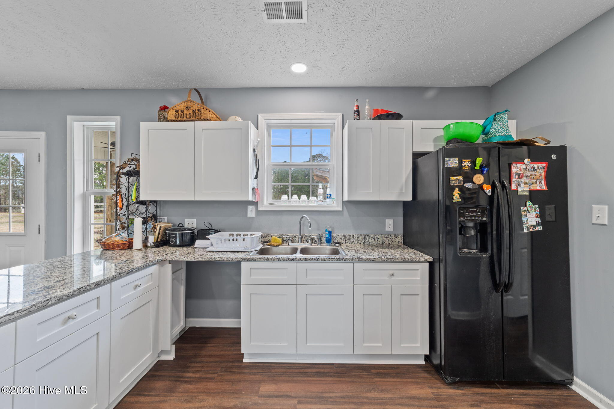 21 Spring Lane Whiteville, NC 28472 - Photo 5 of 28 11-web-or-mls-CZ9A9943