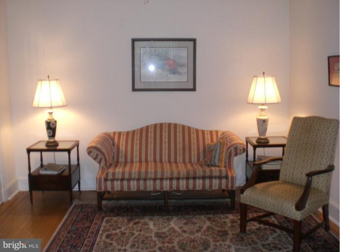 30 Overbrook Road Catonsville, MD 21228 - Photo 1 of 20 Living Room