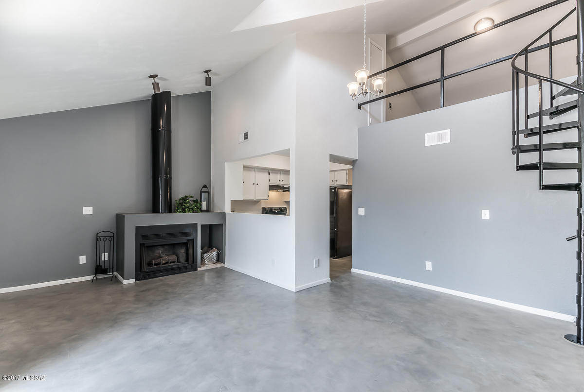 2744 North Country Club Road, Unit 102 Tucson, AZ 85716 - Photo 1 of 23